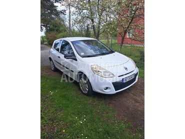 Renault Clio , 3.000 €, 2010. Hečbek, Dizel | 1461 cm3, 260.000 km, 55kW (75 KS), Manuelni 5 brzina, 2/3 vrata, 5 sedišta, Stepojevac
