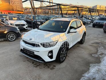 Kia Stonic GPL NOV, 10.650 €, 2018. Džip/SUV, Benzin + Gas (TNG) | 1368 cm3, 162.000 km, 73kW (99 KS), Manuelni 6 brzina, 4/5 vrata, 5 sedišta, Novi Beograd