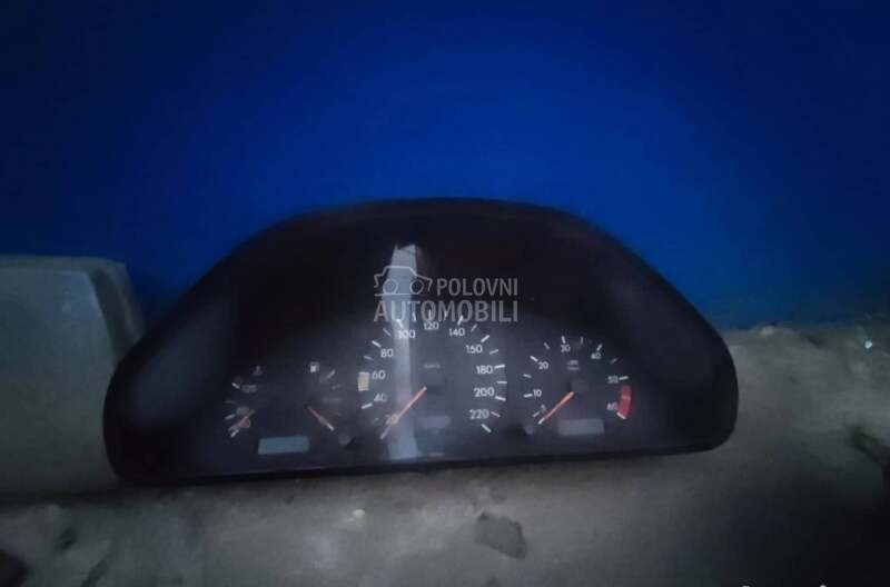 Km sat za Mercedes Benz C 180, C 200, C 220 ...