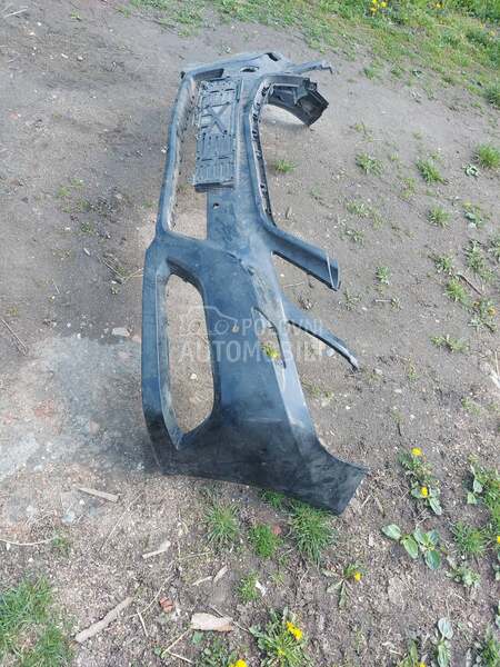 prednji branik w 212 za Mercedes Benz E 124, E 200, E 220 ...