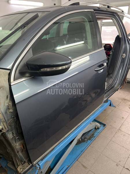 prednja leva vrata za Volkswagen Passat B7