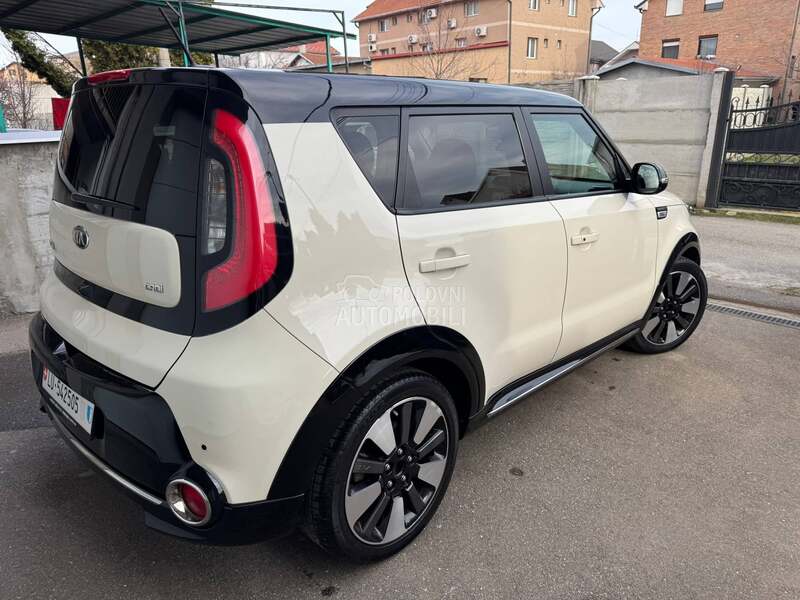 Kia Soul 2015 photo 5