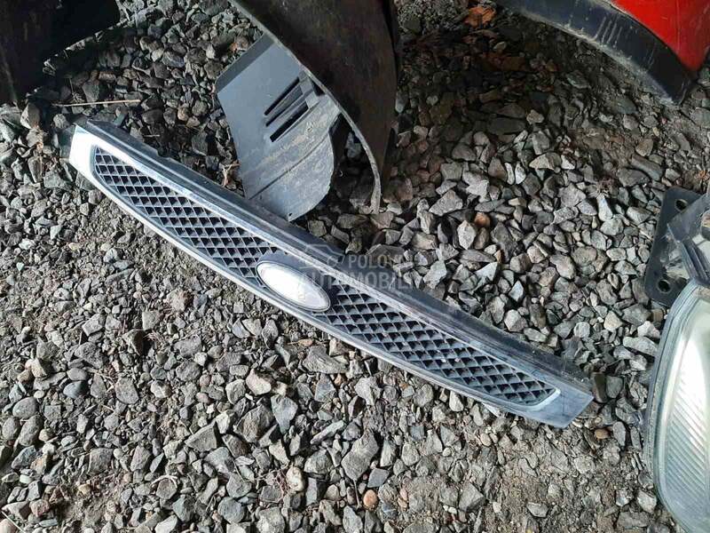 maska za Ford Fiesta od 2002. do 2005. god.