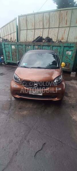 Smart ForTwo 453 -  kompletan auto u delovima