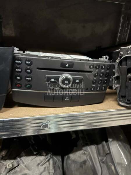 Radio w204 za Mercedes Benz C Klasa, C 180, C 160 ...