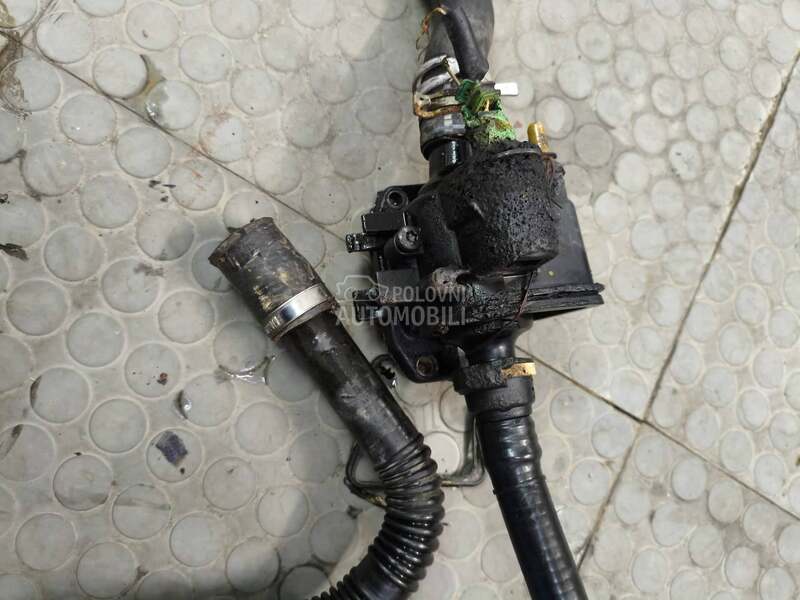 Kuciste termostata za Peugeot 206