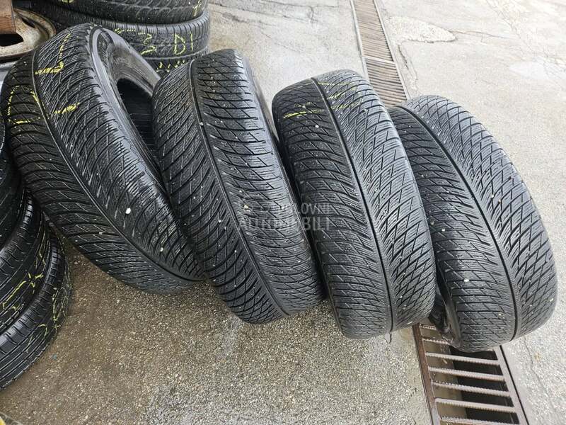 Michelin 255/60 R18 Zimska