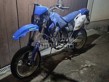 Yamaha WR400F u delovima, Po dogovoru, 1999. , 399 cm3, 2.500 km, 27kW (37 KS), Enduro / Cross, Petrovac Na Mlavi