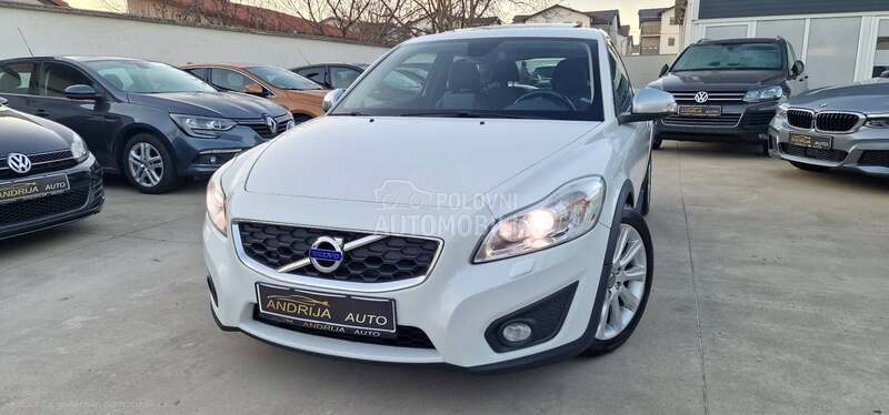 Volvo C30 2012 photo 2