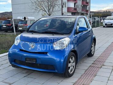 Toyota iQ 1.0 CH, 4.790 €, 2010. Hečbek, Benzin | 998 cm3, 164.975 km, 50kW (68 KS), Manuelni 5 brzina, 2/3 vrata, 4 sedišta, Niš
