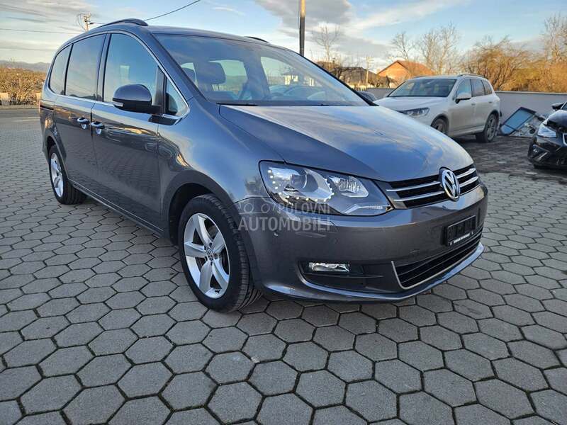 Volkswagen Sharan 2012 photo 3