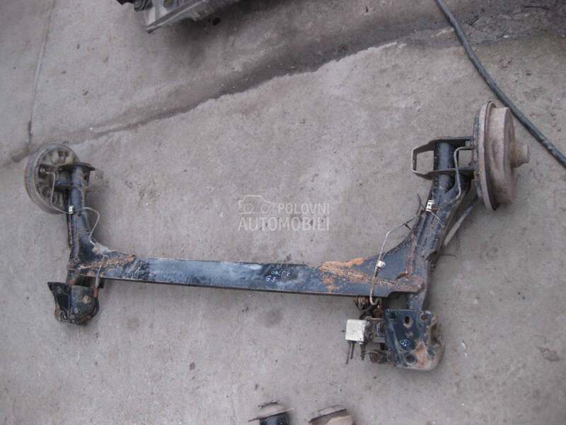 Zadnji trap-most za Volkswagen Golf 3 od 1993. do 1998. god.