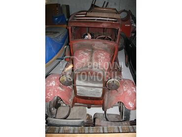 Ford Model A, 4.990 €, 1927. Limuzina, Benzin | 3300 cm3, 1.000 km, 29kW (39 KS), Manuelni 4 brzine, 4/5 vrata, 5 sedišta, Beograd