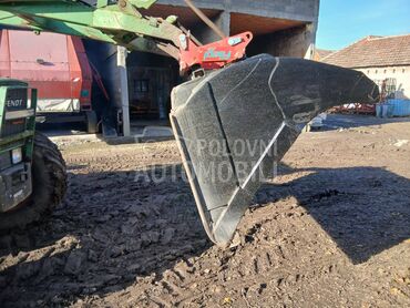 utovarna kasika240cm (može zamena), 1.000 €, 2021. , Traktorske korpe, Ratarstvo, Nošena, Porodin