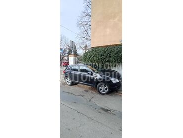 Nissan Qashqai 4X4, 4.900 €, 2009. Hečbek, Dizel | 1998 cm3, 260.000 km, 80kW (109 KS), Manuelni 6 brzina, 4/5 vrata, 5 sedišta, Beograd