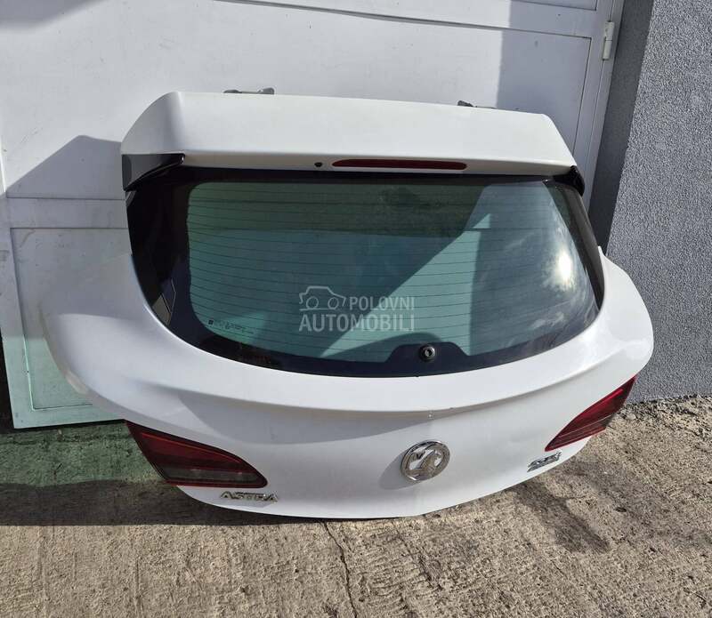 Gepek vrata GTC za Opel Astra J