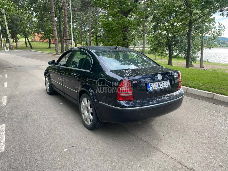 Stop svetlo za Škoda Superb od 2002. do 2008. god.