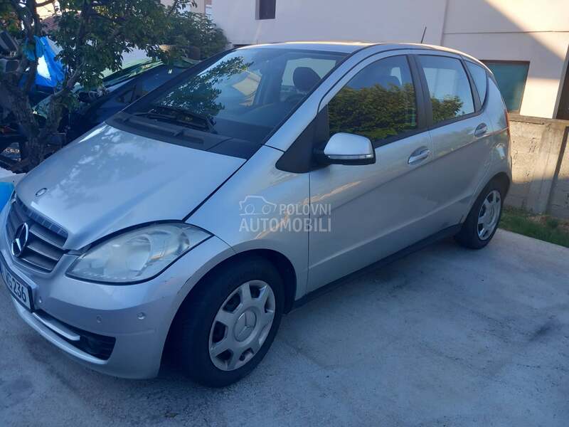 Branik mercedes w169 za Mercedes Benz A Klasa od 2004. do 2012. god.
