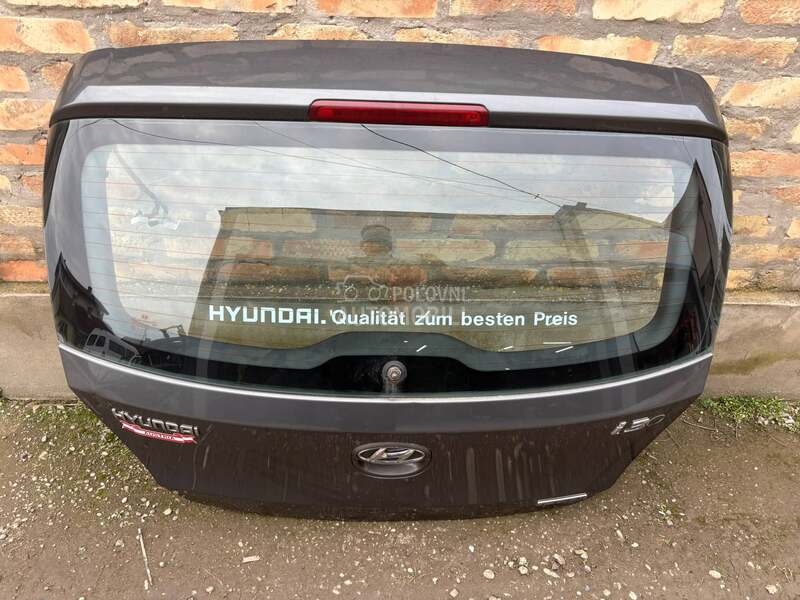 Gepek vrata sa staklom za Hyundai i30 od 2007. do 2012. god.
