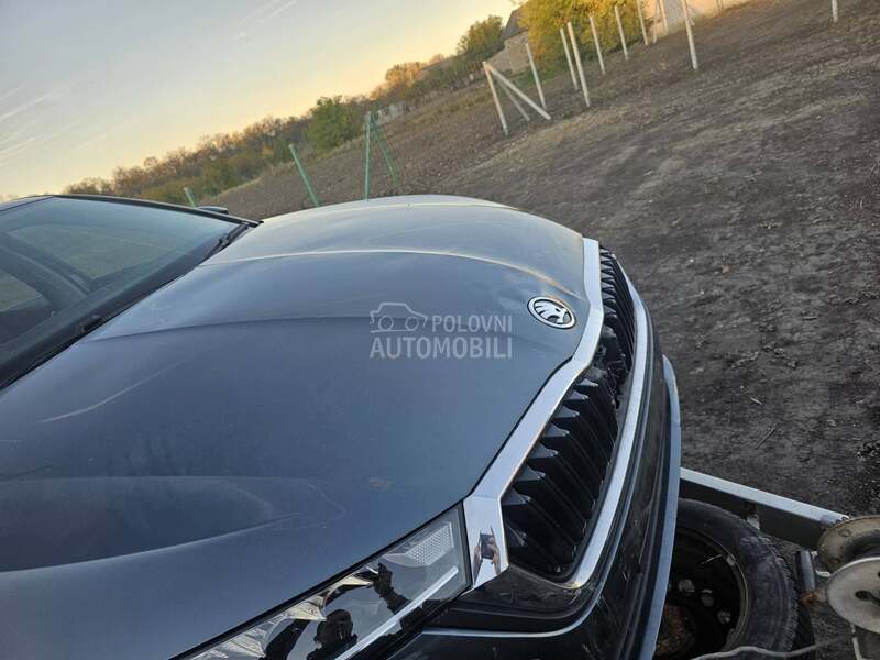hauba oktavija a8 za Škoda Octavia od 2019. do 2025. god.