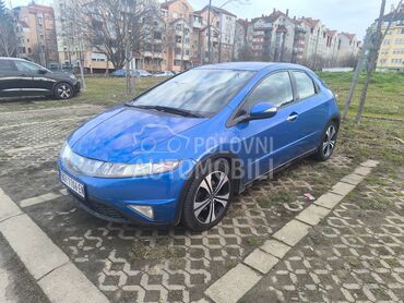 Honda Civic 1.8, 3.900 €, 2006. Hečbek, Benzin | 1799 cm3, 310.000 km, 103kW (140 KS), Manuelni 6 brzina, 4/5 vrata, 5 sedišta, Novi Beograd