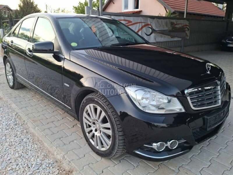 Mercedes Benz C 220 CDI W204 -  kompletan auto u delovima