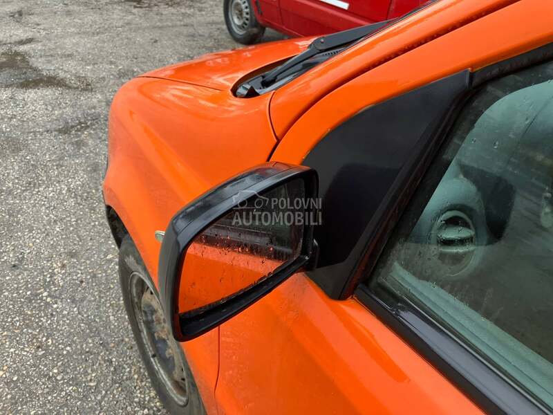 levi retrovizor za Fiat Panda od 2003. do 2011. god.