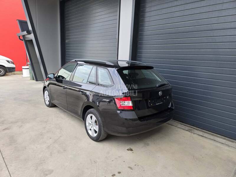 Skoda Fabia 2017 photo 3