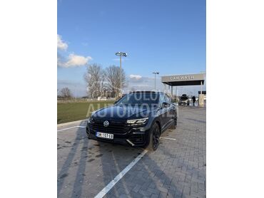 Volkswagen Touareg R Line / AIr / V6 (može zamena), 44.000 €, 2019. Džip/SUV, Dizel | 2967 cm3, 230.000 km, 210kW (286 KS), Automatski / poluautomatski, 4/5 vrata, 5 sedišta, Sremska Mitrovica