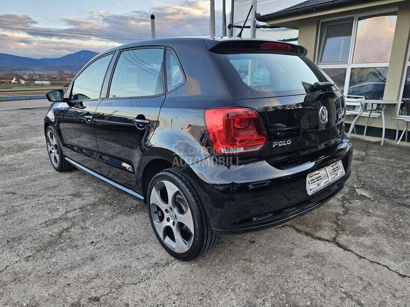 Volkswagen Polo 2012 photo 4
