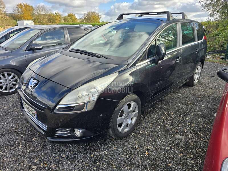 Peugeot 5008 2013. god. -  kompletan auto u delovima