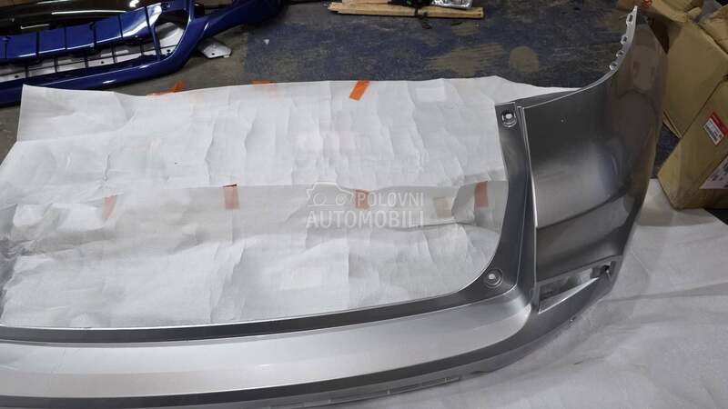 Branik za Honda CR-V od 2010. do 2012. god.