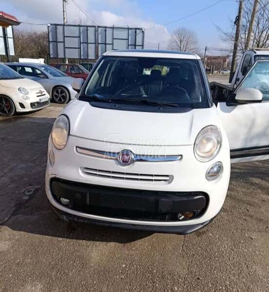 Prenji Branik za Fiat 500L od 2012. do 2022. god.