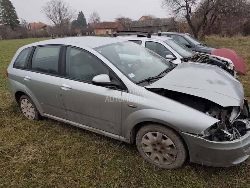 kuciste filtera goriva za Fiat Croma