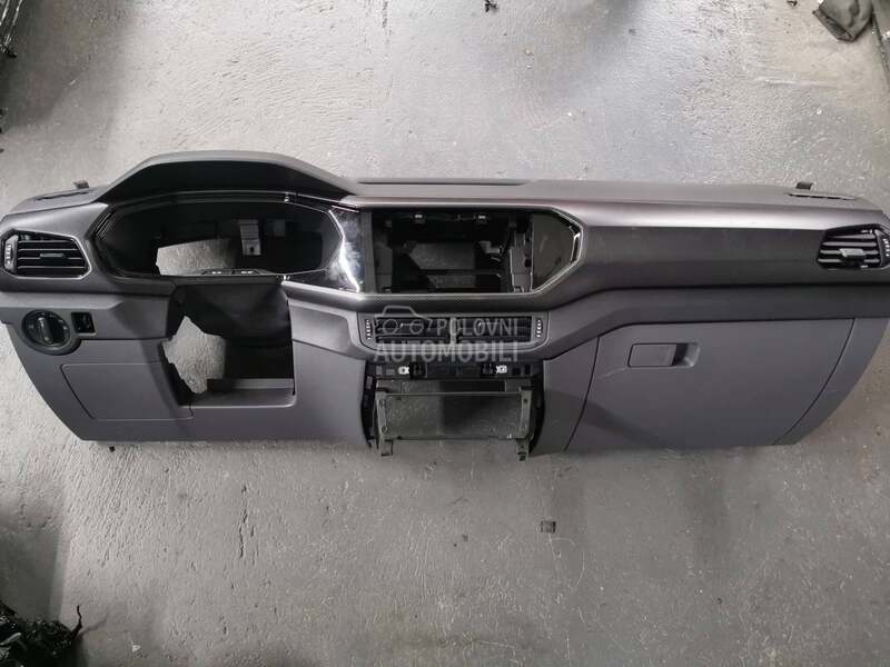 Instrument tabla sa Airbagom za Volkswagen T-Cross od 2019. do 2024. god.