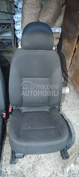 stof sedista limuzina za Opel Insignia