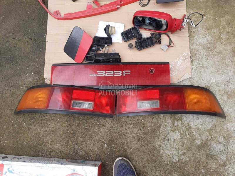 stop svetla za Mazda 323, 626 od 1990. do 1999. god.