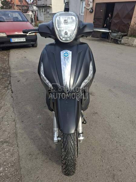 Piaggio Beverly 350cc