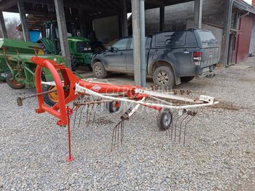 Kuhn GA300, 950 €, 2000. , Sakljupljači sena (grablje), Ratarstvo, Nošena, Vladimirci