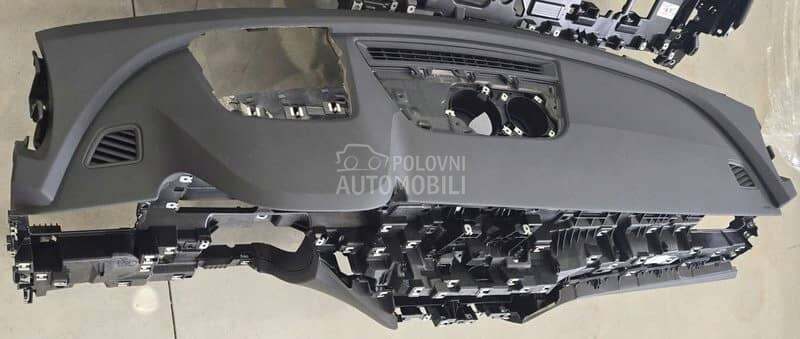 tabla airbag za Škoda Superb