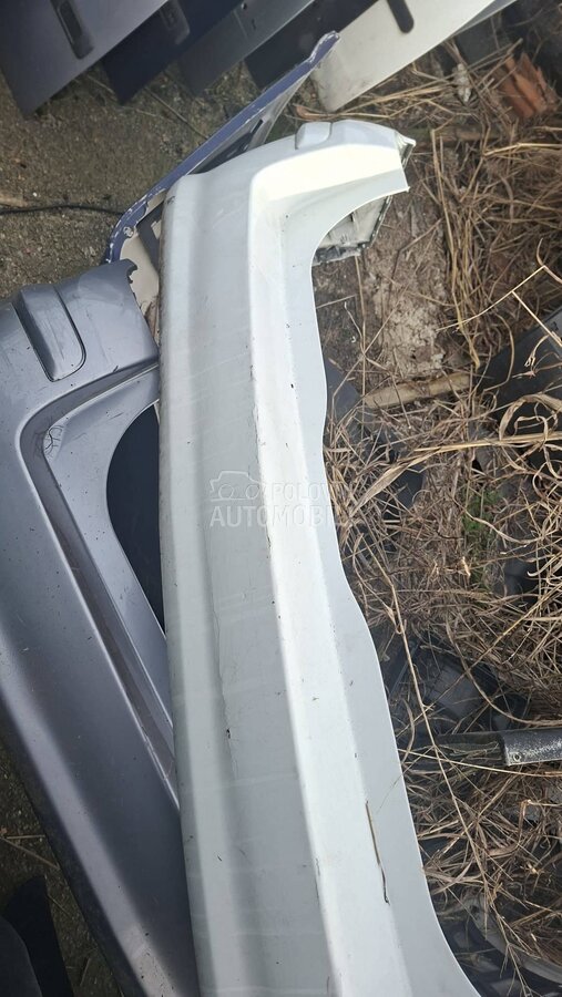 Branik za Opel Astra H