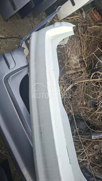Branik za Opel Astra H