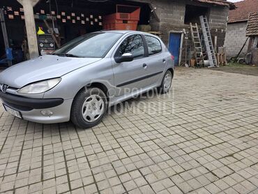 Peugeot 206 1.4, 1.250 €, 2002. Limuzina, Benzin | 1386 cm3, 214.822 km, 55kW (75 KS), Manuelni 5 brzina, 4/5 vrata, 5 sedišta, Donje Brijanje