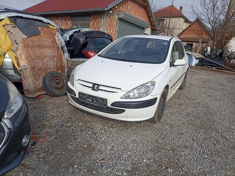 Peugeot 307 -  kompletan auto u delovima