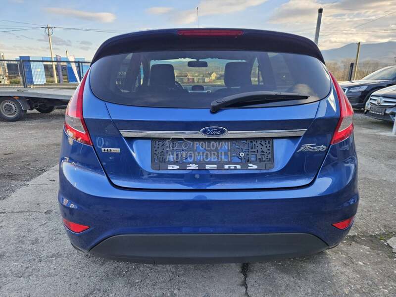 Ford Fiesta 2003 photo 5