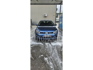 Volkswagen Golf 7 , 8.600 €, 2014. Hečbek, Dizel | 1598 cm3, 198.200 km, 77kW (105 KS), Manuelni 5 brzina, 4/5 vrata, 5 sedišta, Beograd