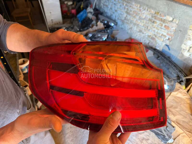 f34 lampa stopaljka za BMW Serija 4, 418, 420 ... od 2012. do 2016. god.