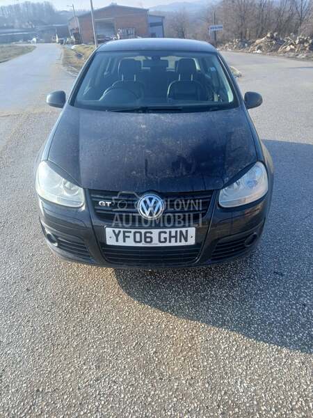 Prednji branik za Volkswagen Golf 5