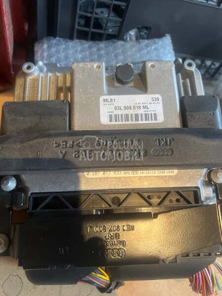 racunar kompijuter 03L906018ML za Audi A4, A5, A6 ...