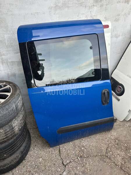 Desna bočna vrata za Fiat Doblo od 2010. do 2022. god.